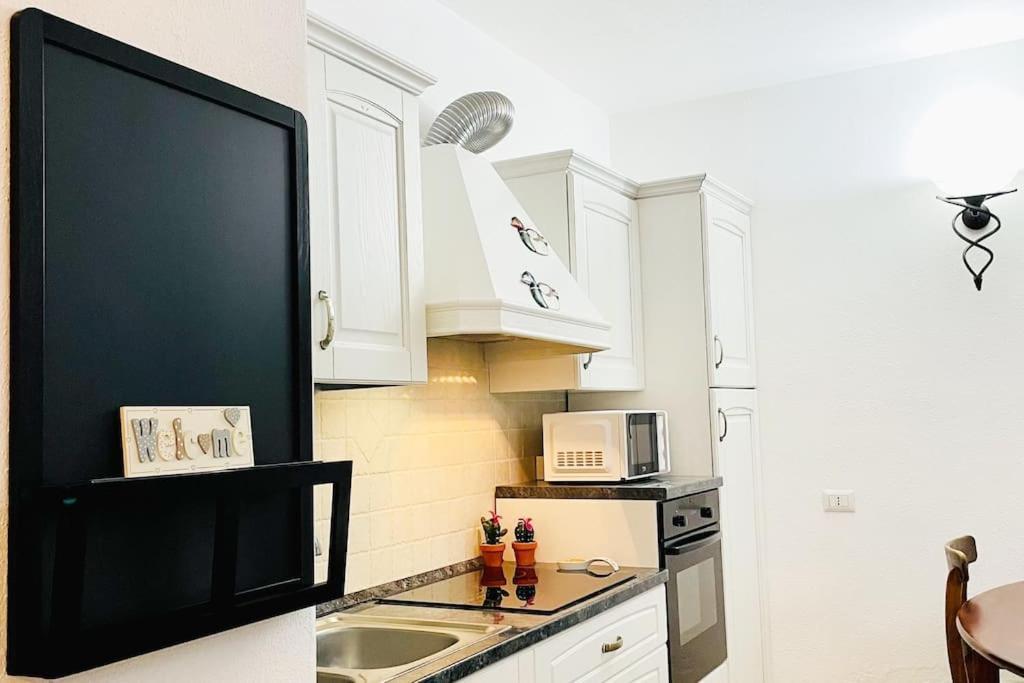 Looney Tunes Home Ольбия Экстерьер фото