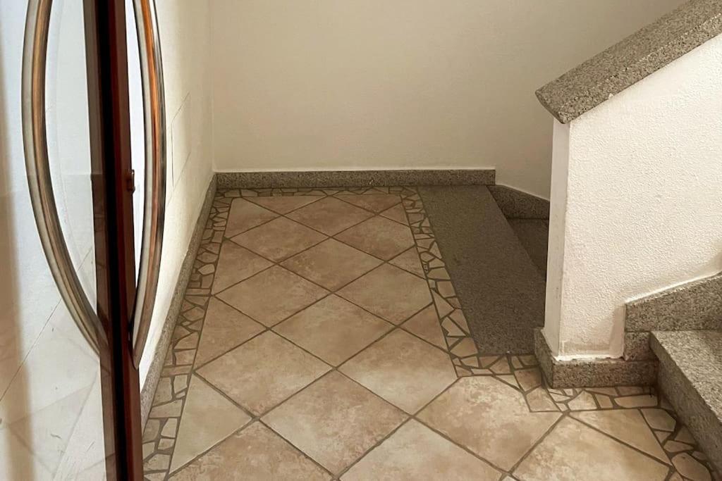 Looney Tunes Home Ольбия Экстерьер фото