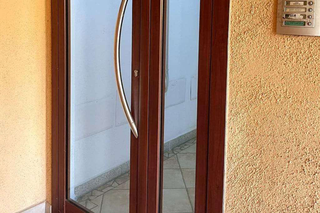 Looney Tunes Home Ольбия Экстерьер фото