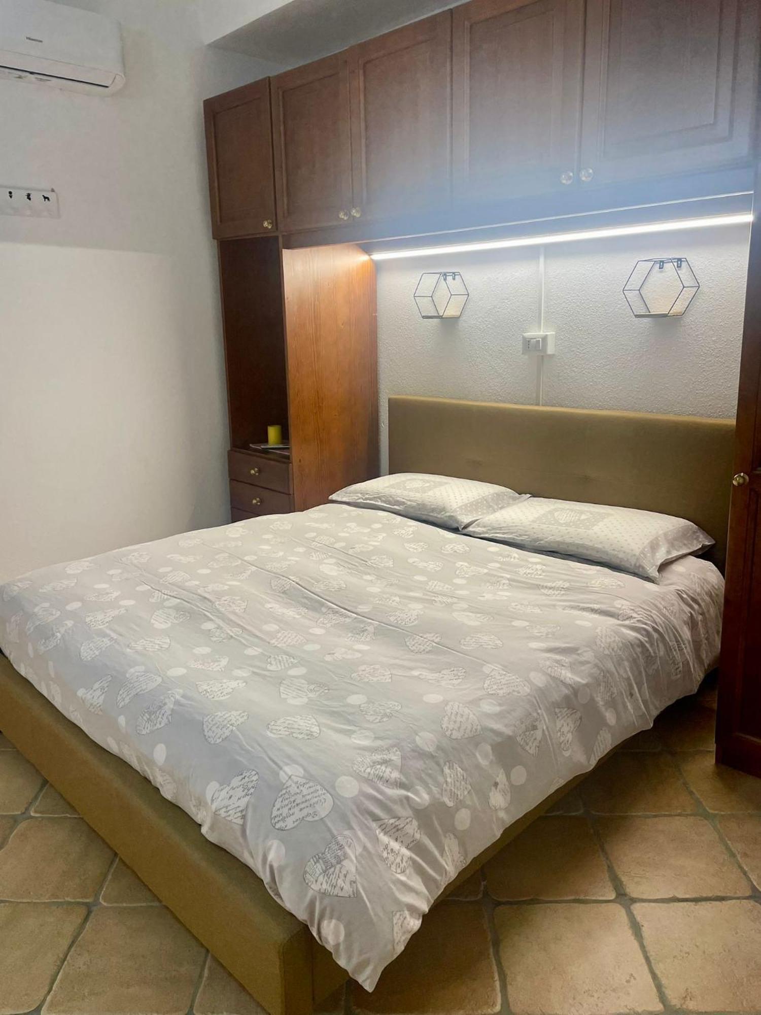 Looney Tunes Home Ольбия Экстерьер фото