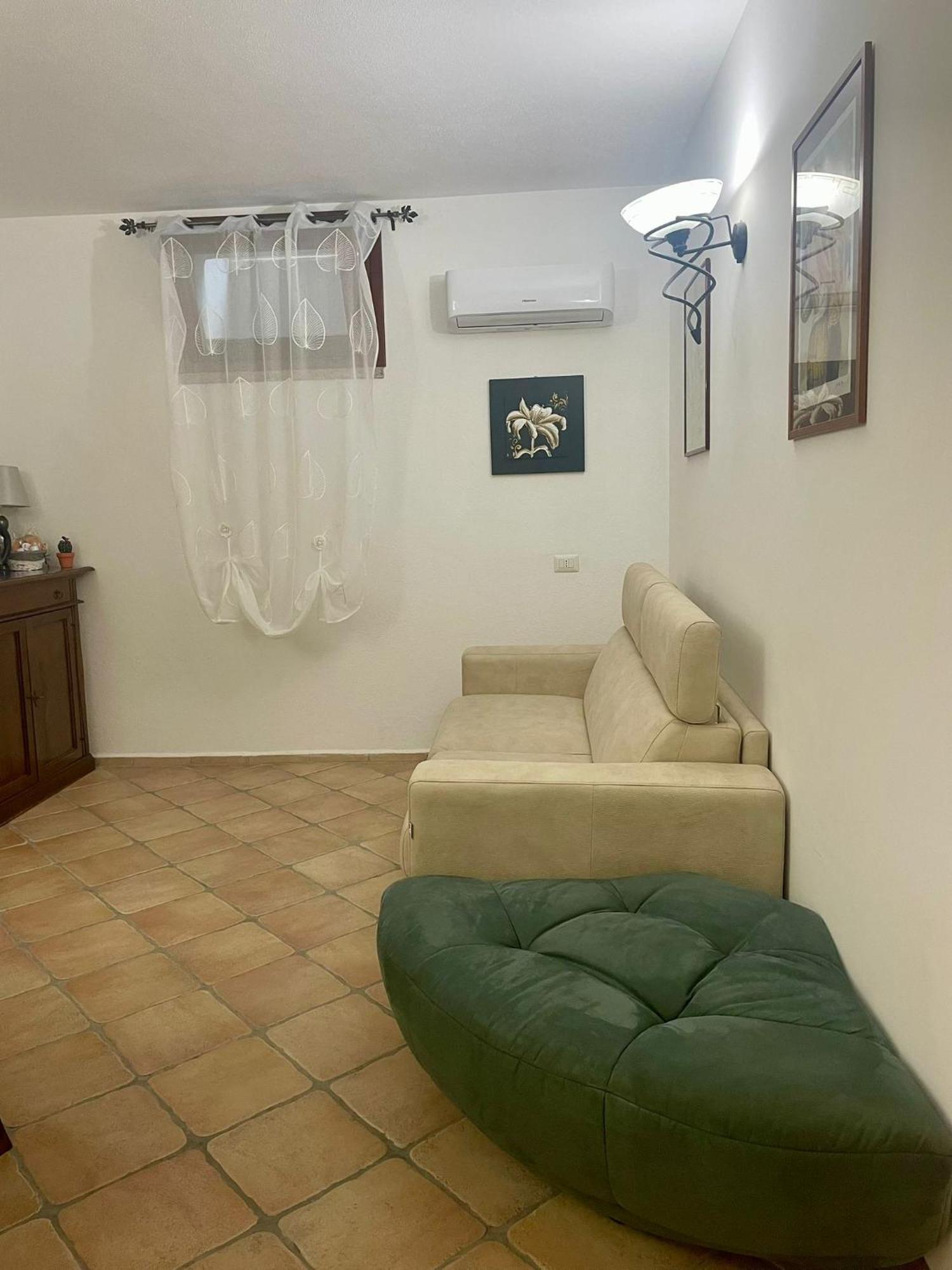 Looney Tunes Home Ольбия Экстерьер фото